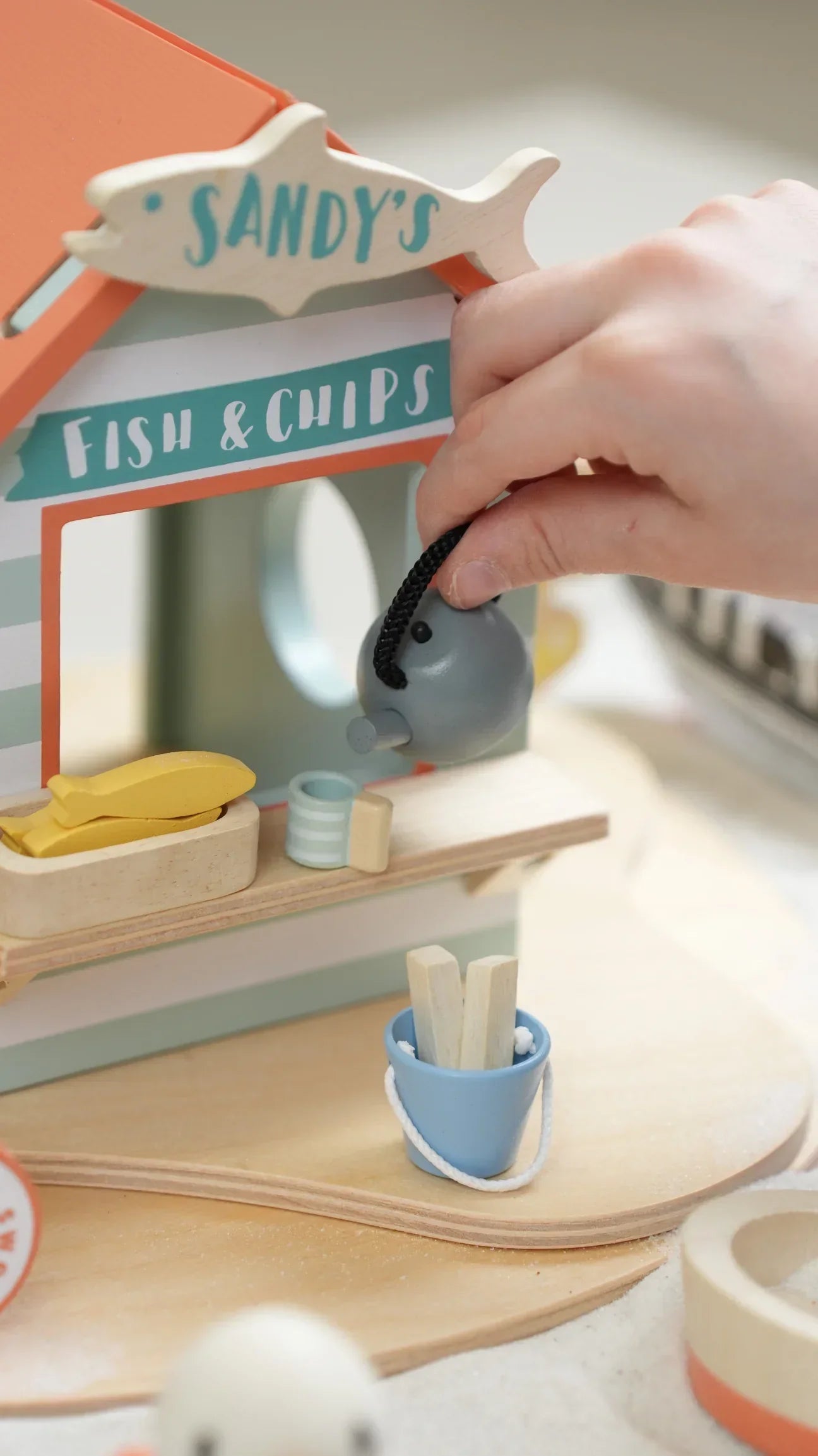 Wooden Beach Hut Play Set - Sandy's Fish and Chips